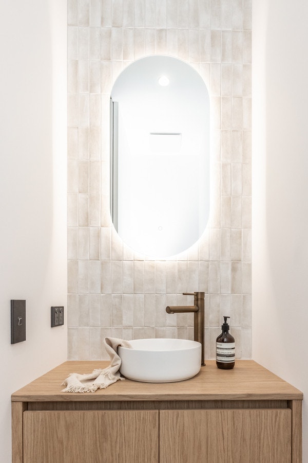 Image of basin
