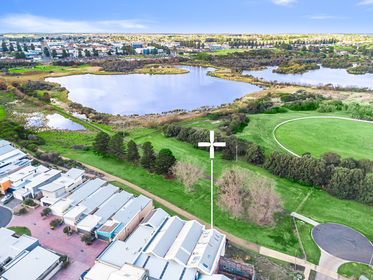 Image of lake