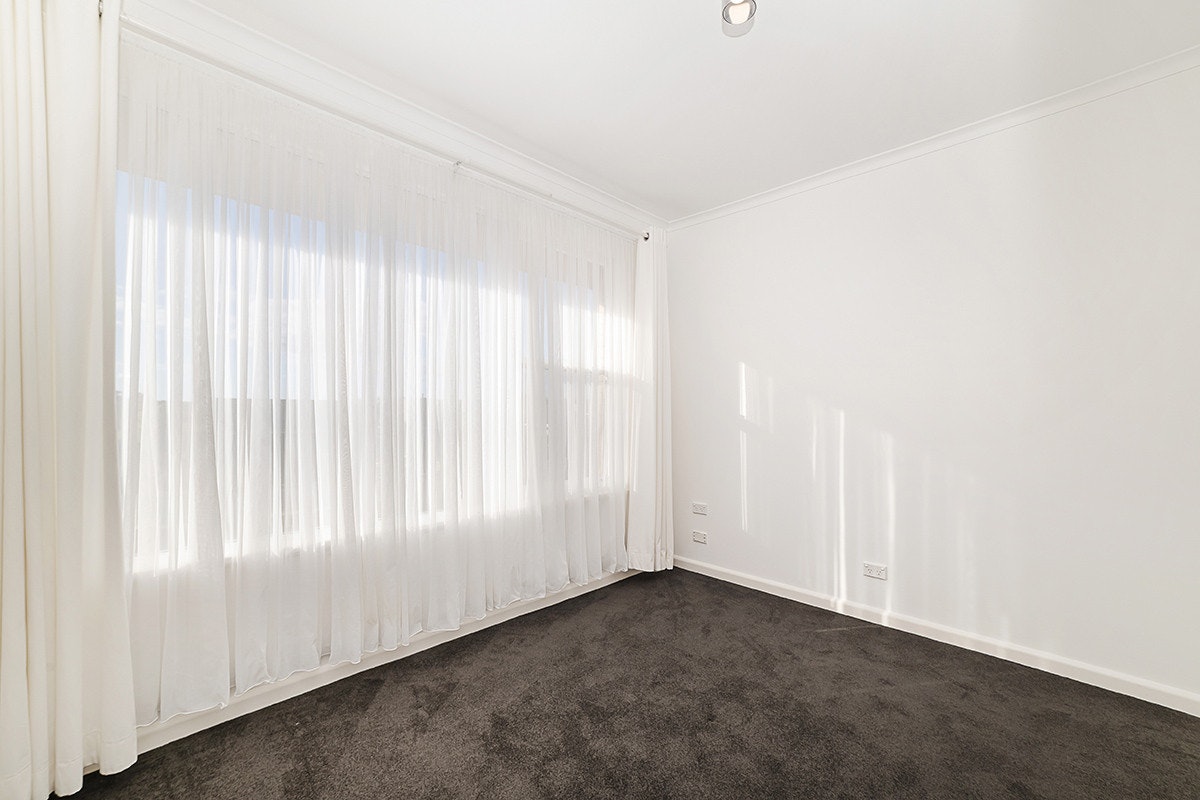 Image of corner