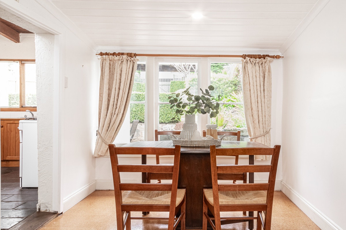 Image of dining room