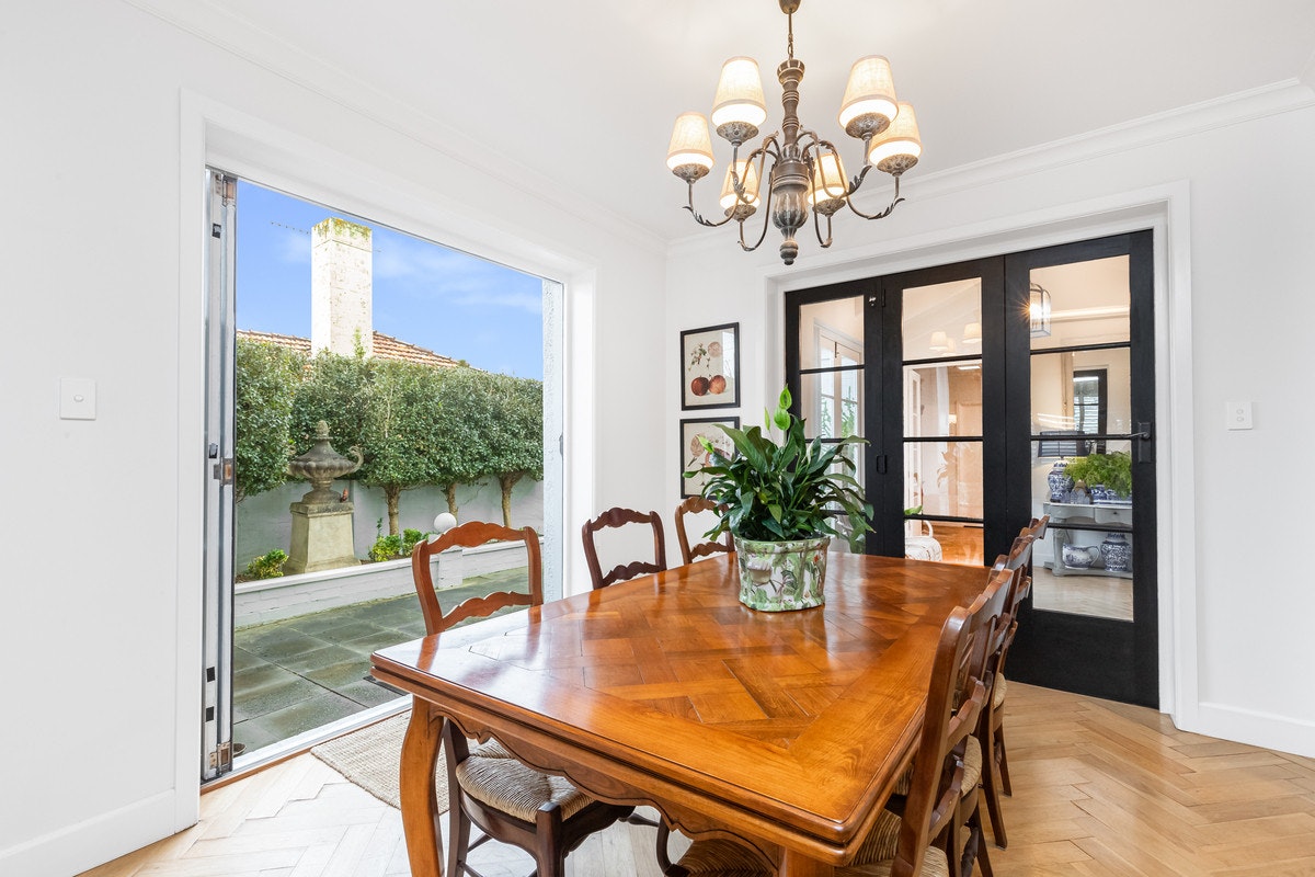 Image of dining room
