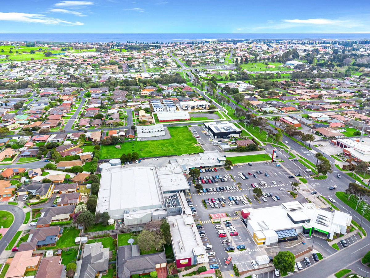 Image of neighborhood