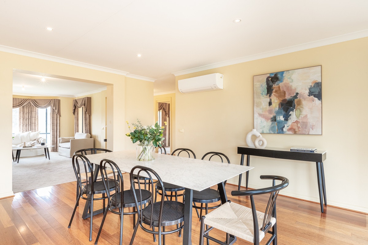 Image of dining room