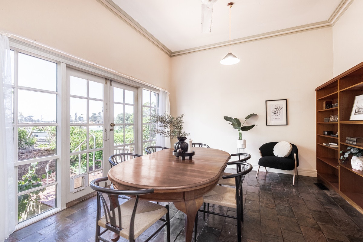 Image of dining room