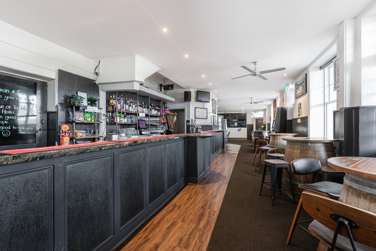 Image of ceiling fan