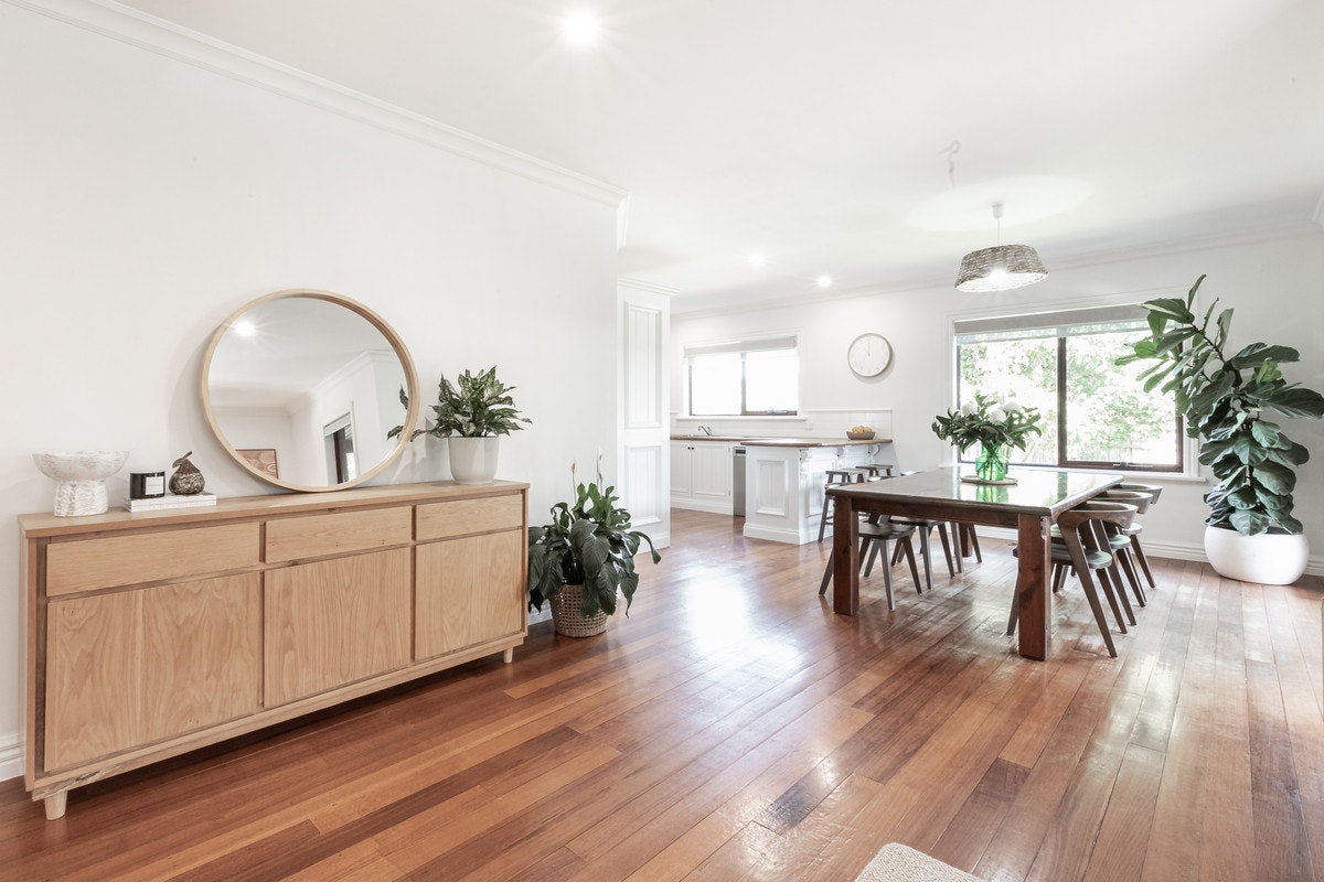 Image of dining room