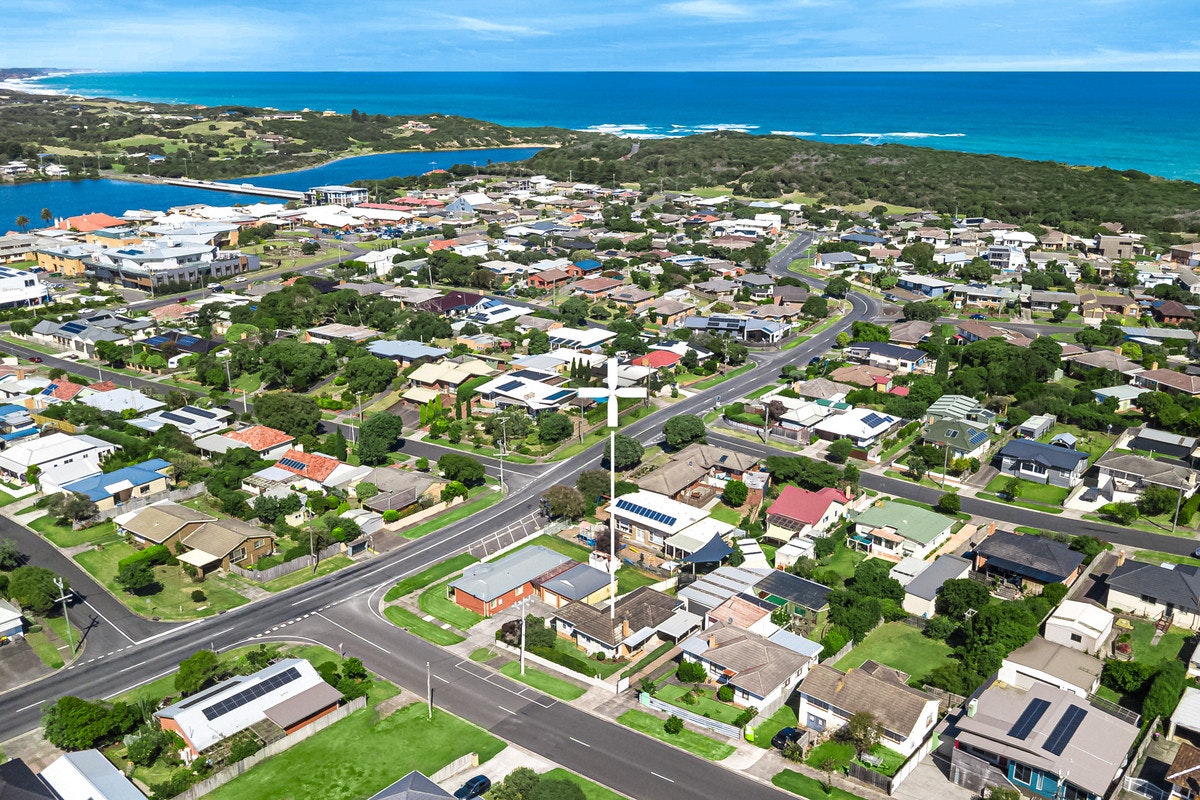 Image of neighborhood