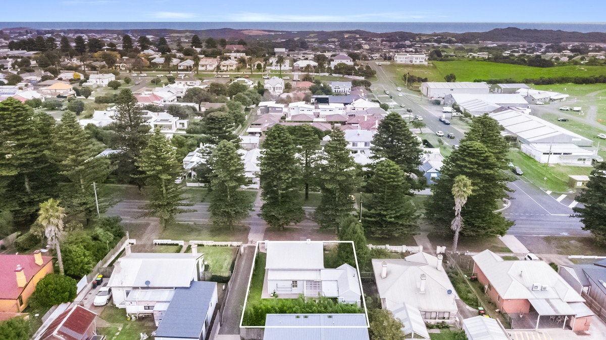 Image of neighborhood