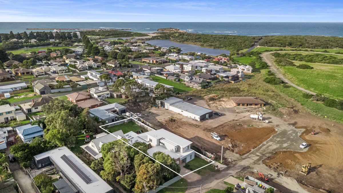 Image of neighborhood