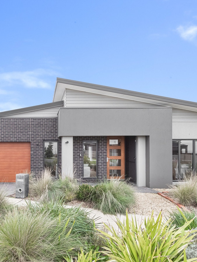 Image of garage