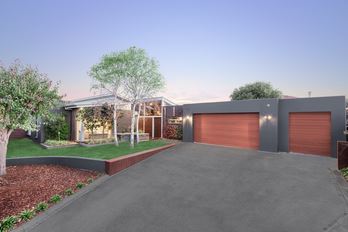 Image of garage