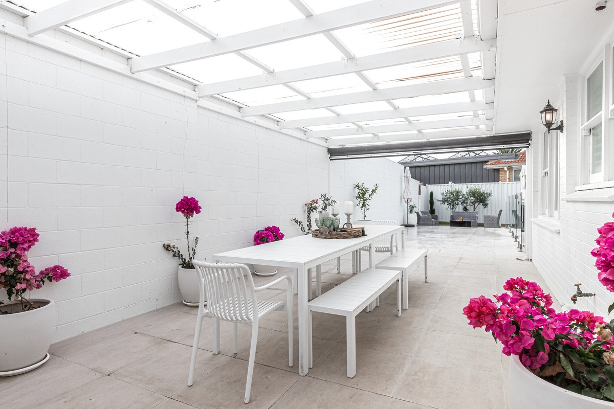 Image of dining room