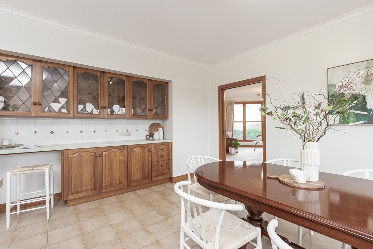Image of dining room