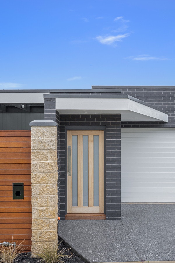 Image of garage