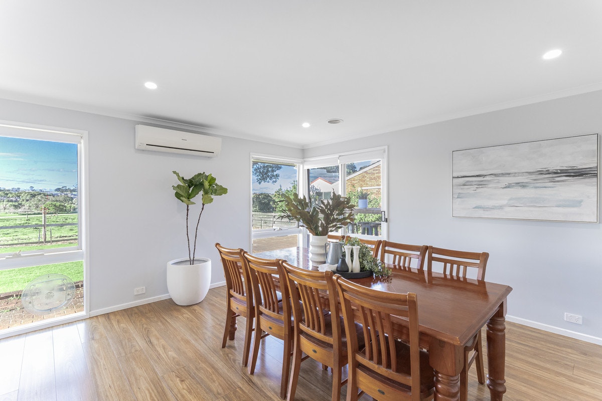 Image of dining room