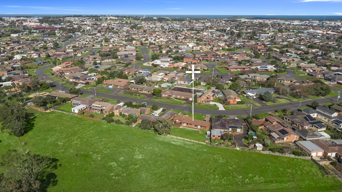Image of neighborhood