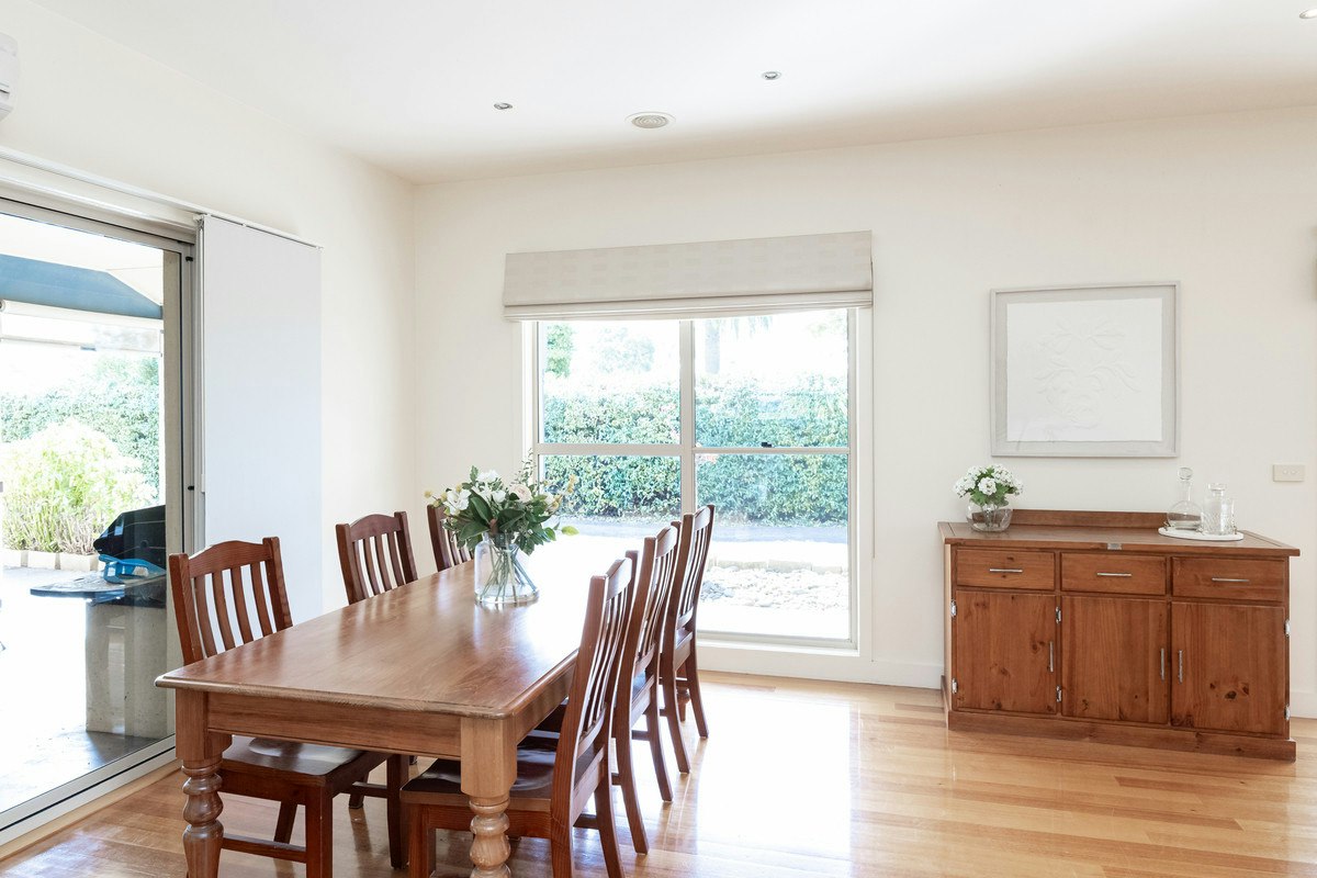 Image of dining room