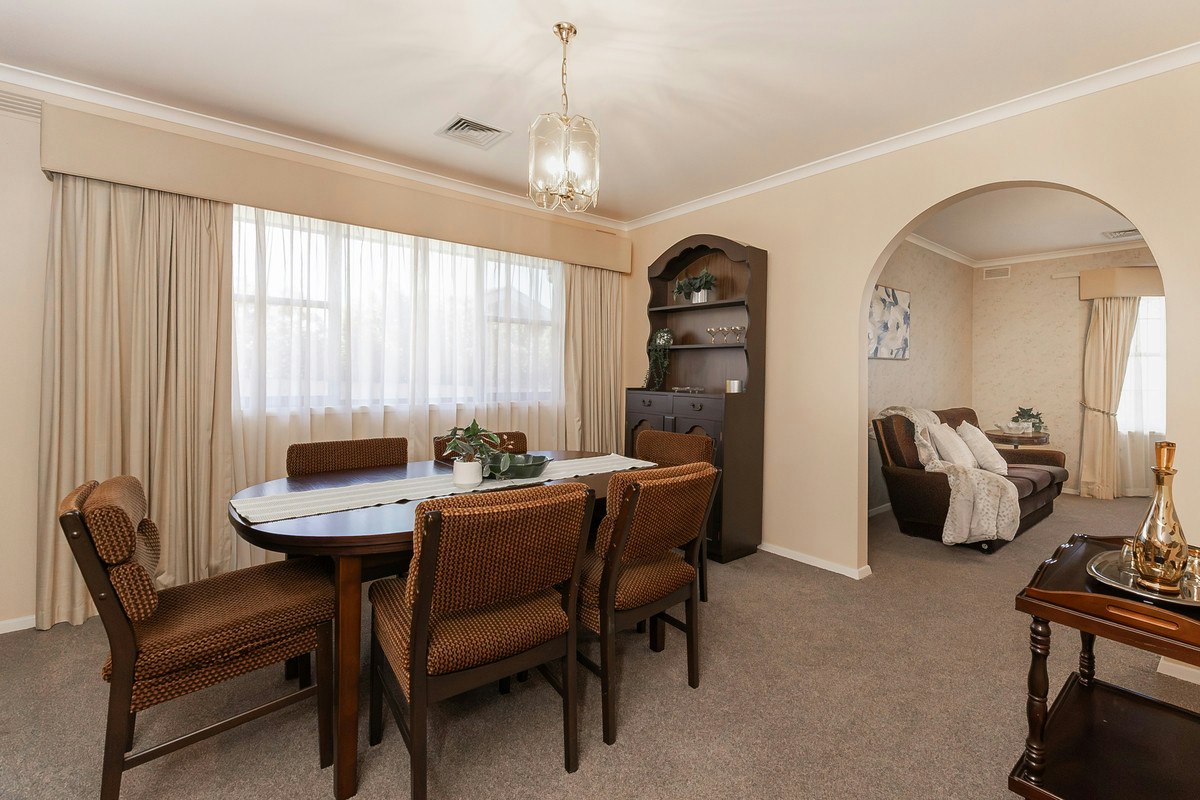 Image of dining room