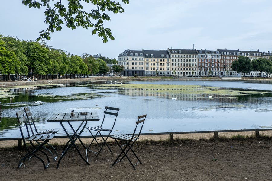 Bo ved Søerne