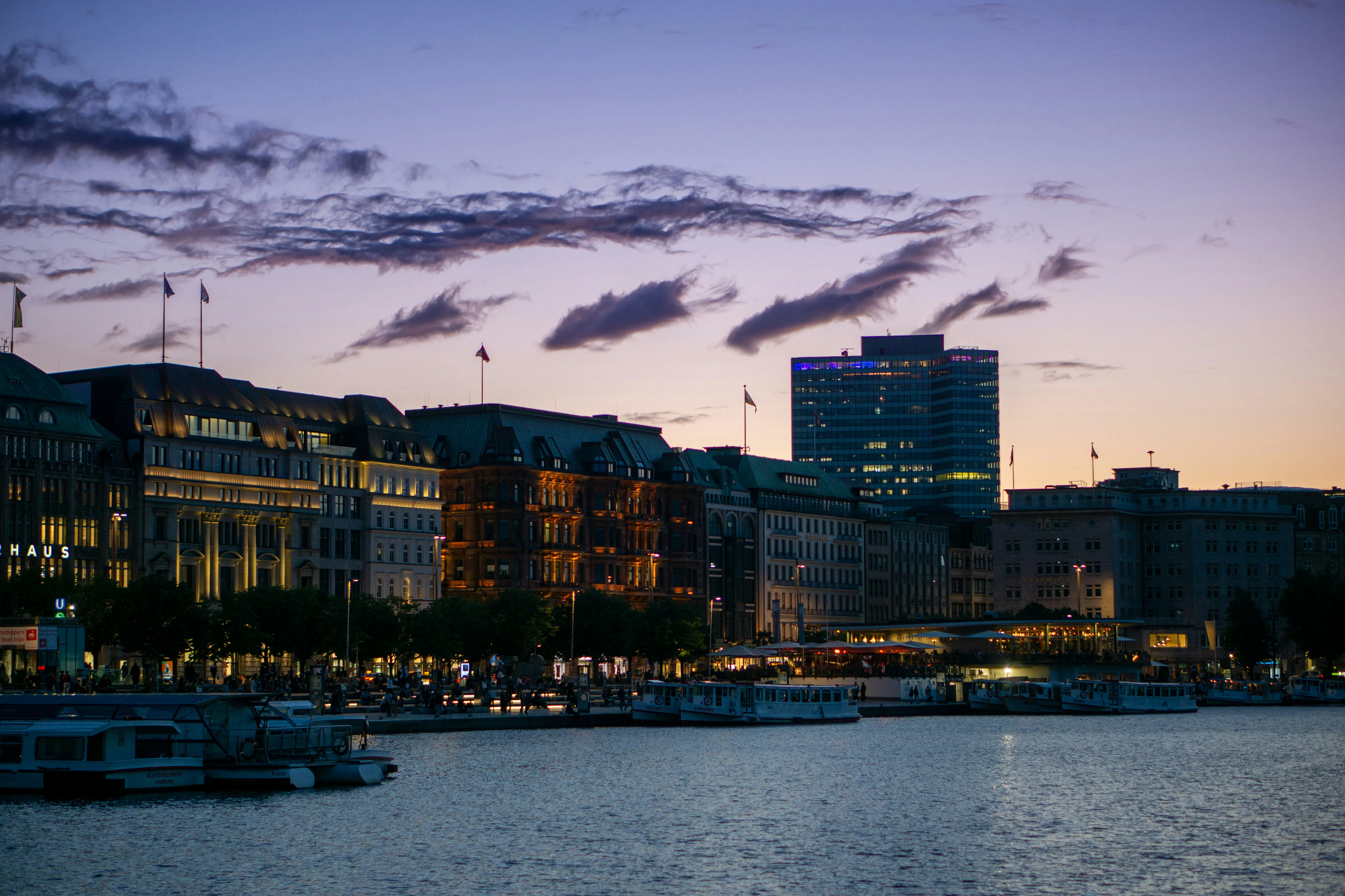Hamburg Neustadt Apartments – Prime Urban Living