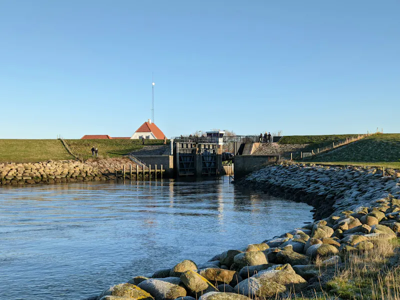 Gammel smuk dæmning