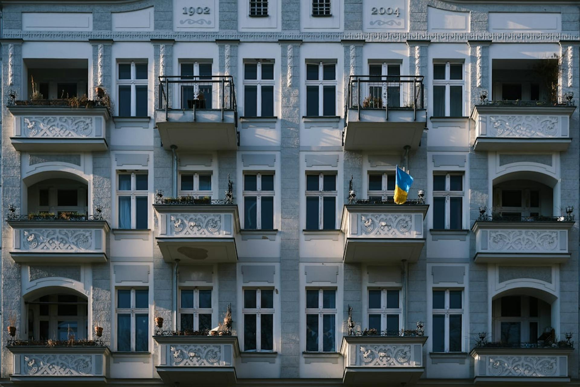 Discover affordable student housing options in Germany. (Photo by Jannes Wulff on Unsplash)