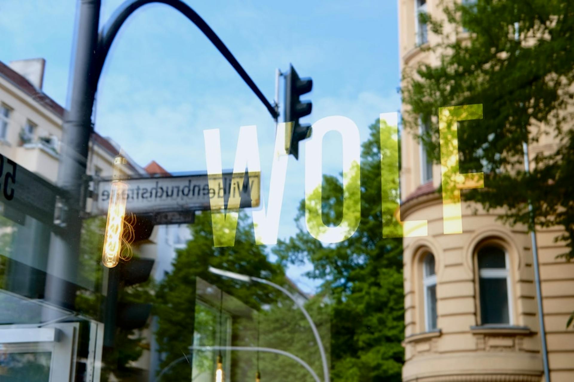 Explore markets, art, and local culture in Neukölln with Maybachufer, Heimathafen… (Photo by Louis Le Pessot on Unsplash)