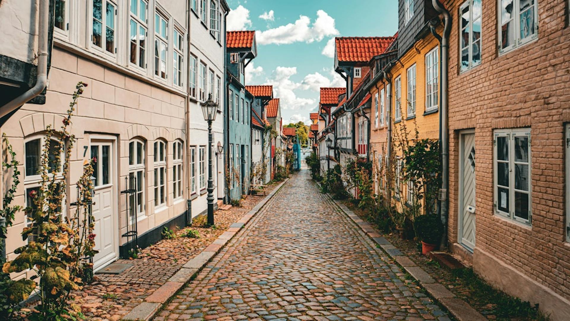 The Nebenkosten prepayment in a listing is based on floor space, not headcount. (Photo by Syawish Rehman on Unsplash)
