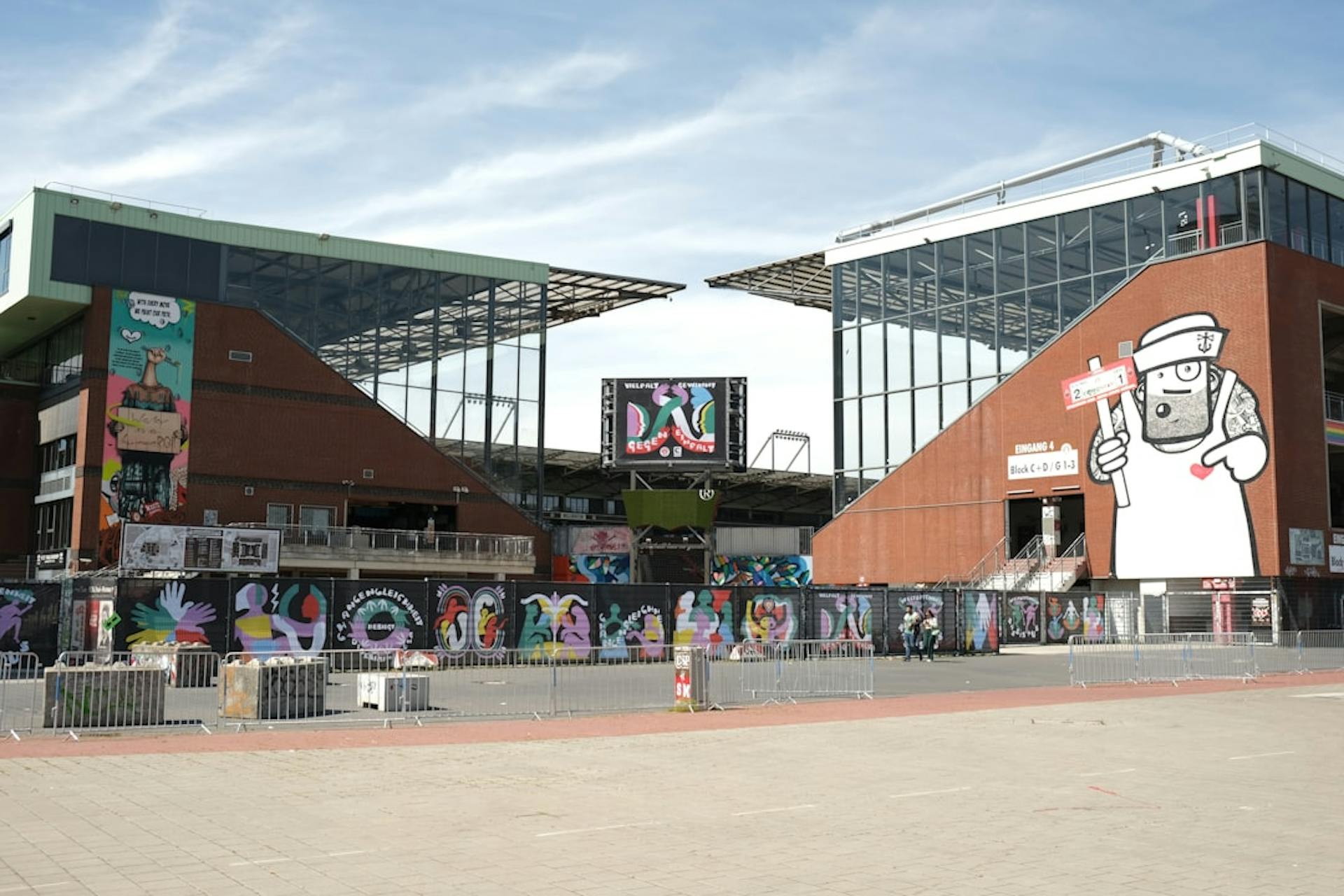 Finden Sie eine Wohnung in St. Pauli, Hamburg. Entdecken Sie Angebote über Waitly – geprüfte Anzeigen, transparente Wartelisten und weniger Stress. (Photo by Beytullah Baş on Unsplash)