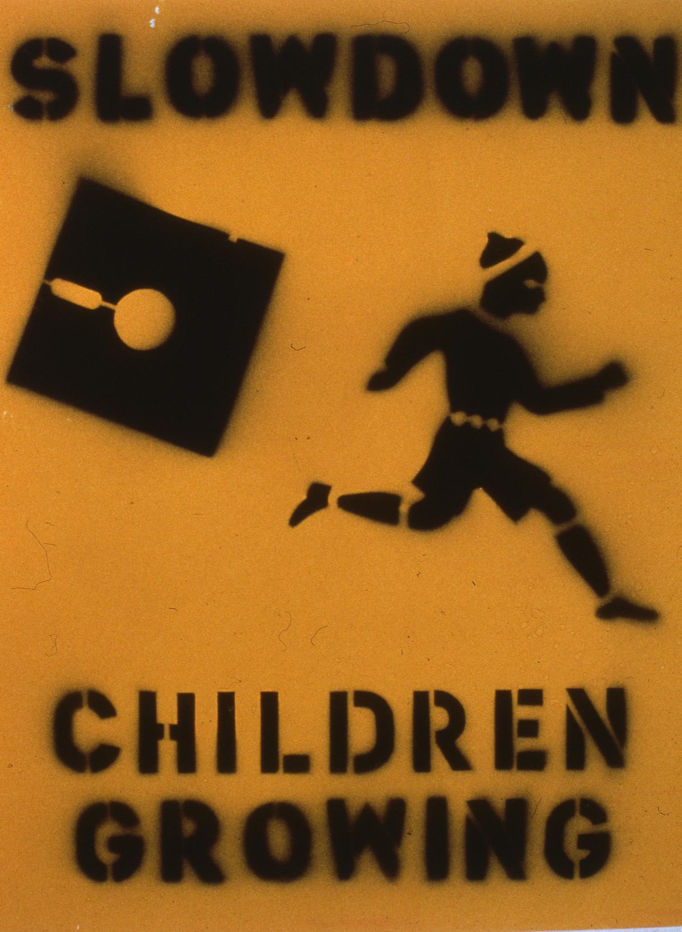 Feknerjeva grafika z napisom Slowdown - children growing