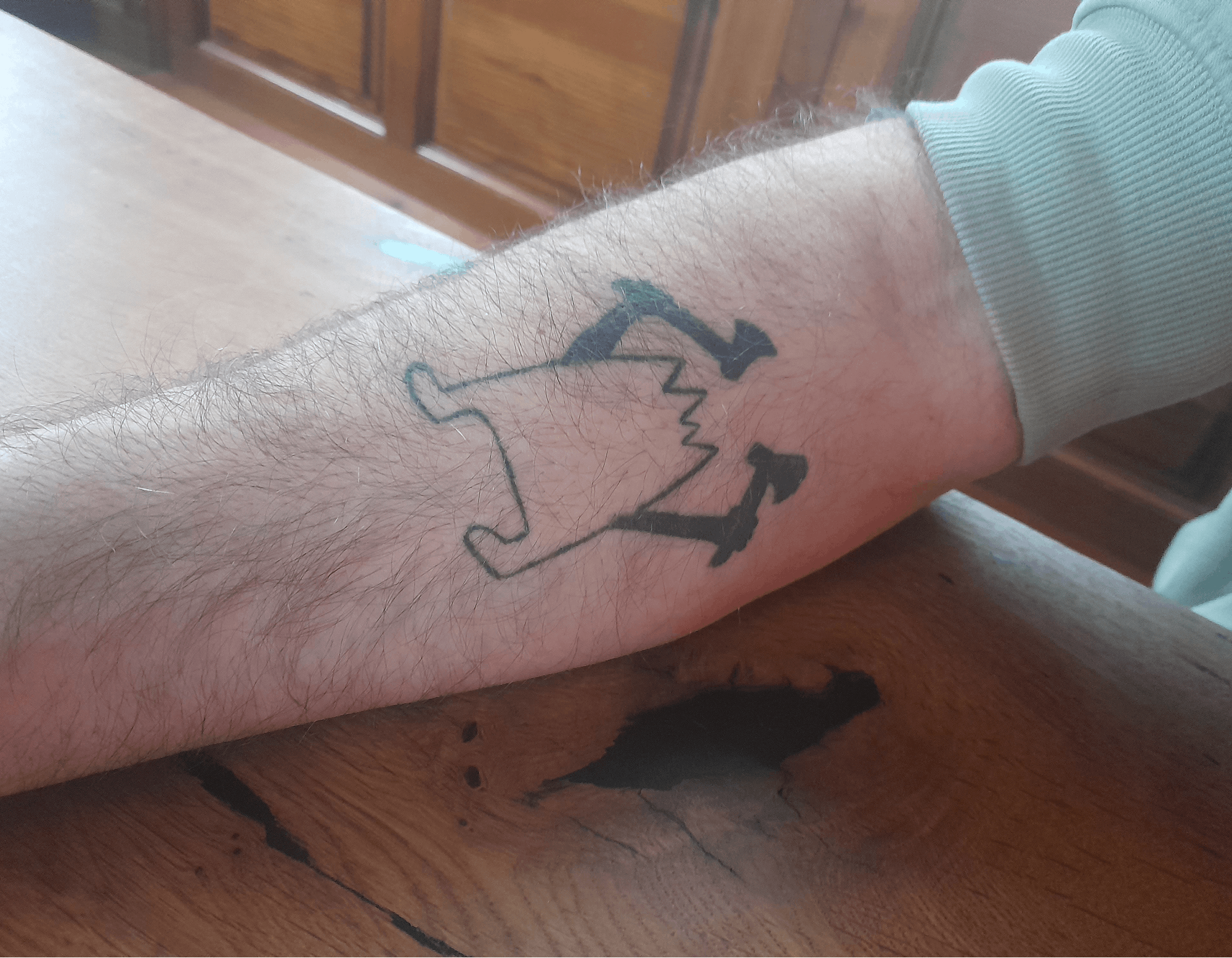Tattoo na roki od Mihe Šaleharja