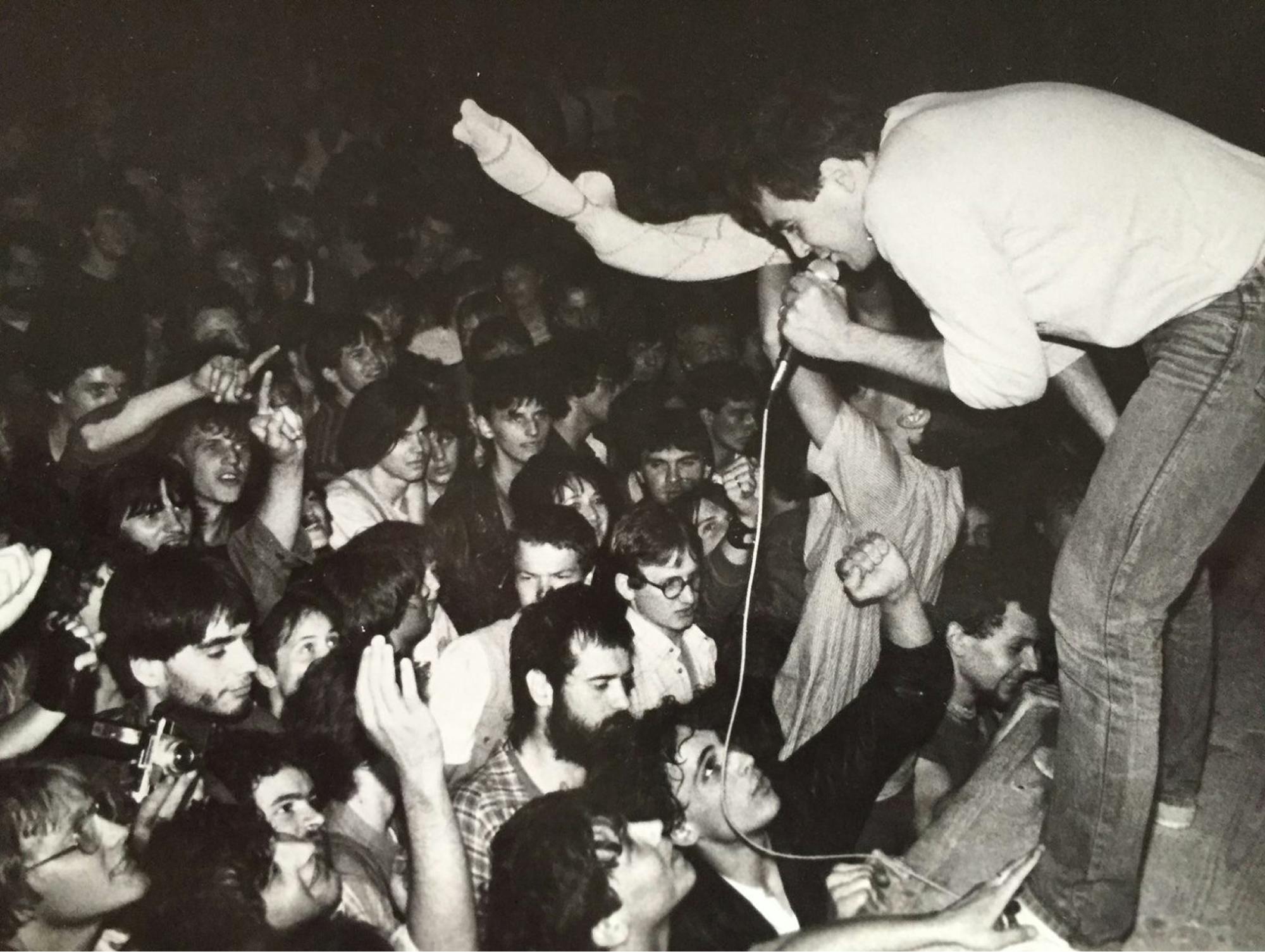 Zoran Predin na odru v mladih letih