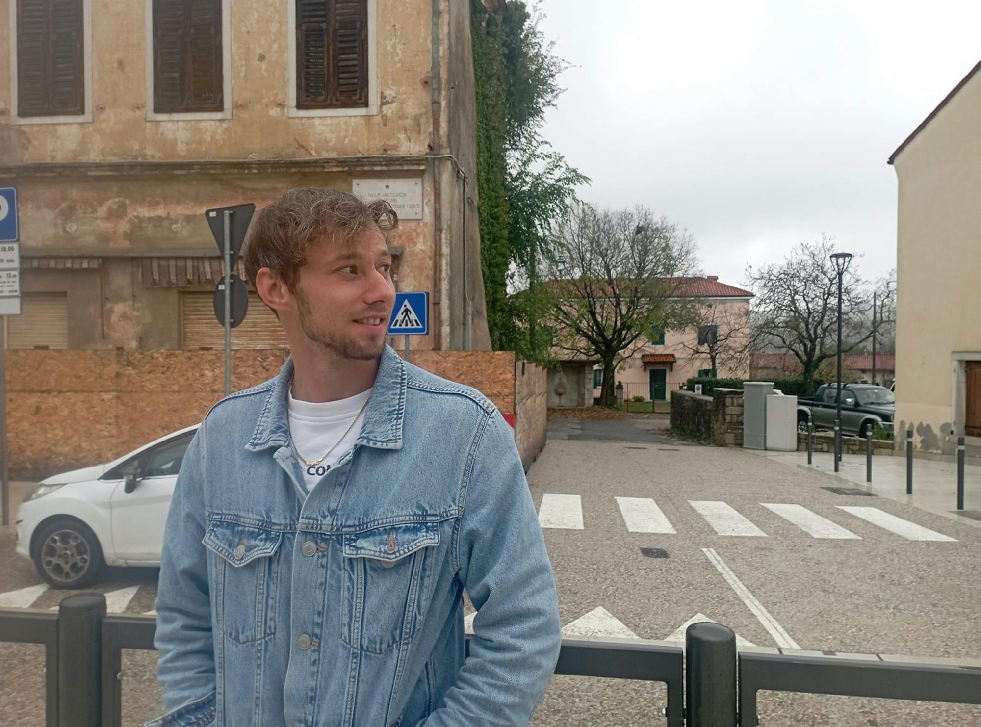 Jurij Devetak na ulici