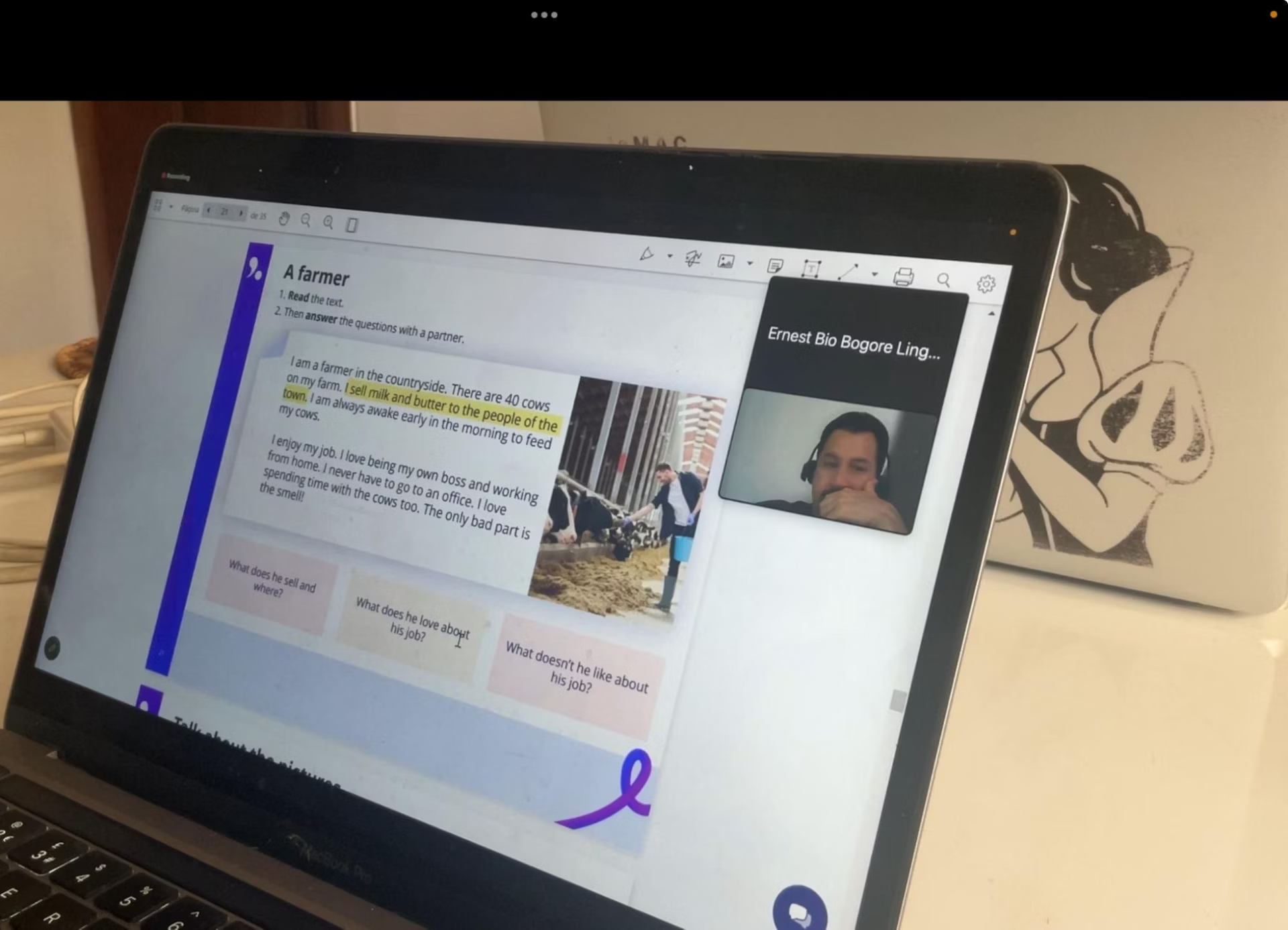 The teachers speak to teach but also share their screen.