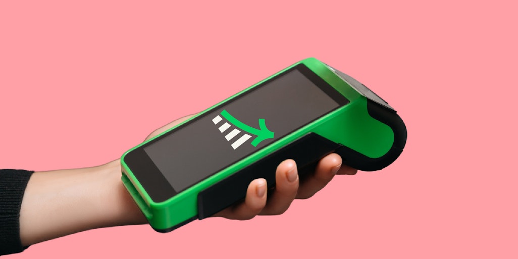 payment device showing arrow going upwards