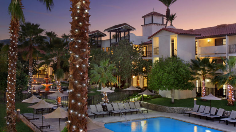 Embassy Suites Palm Desert at dusk