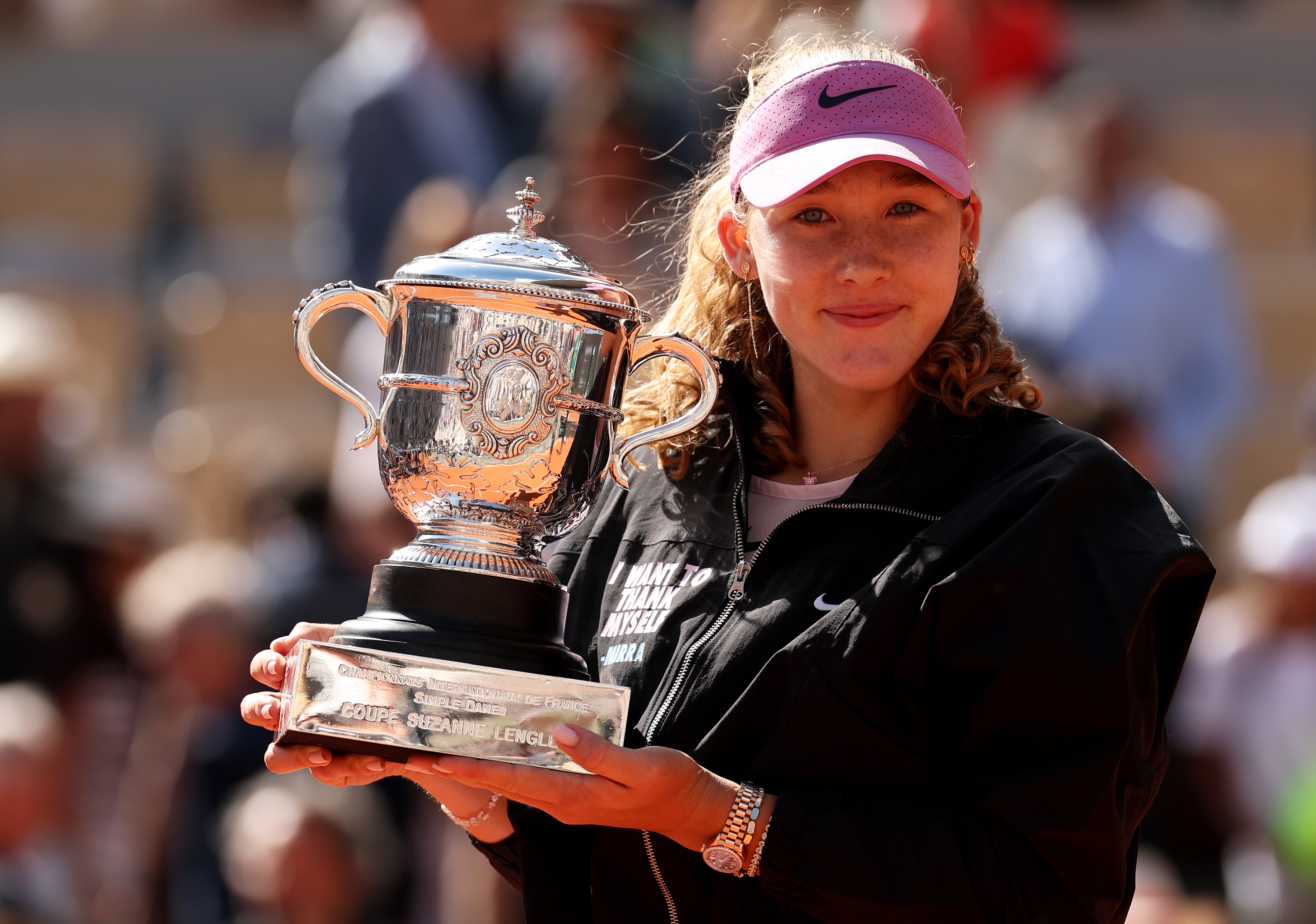 Mirra Andreeva wins Roland Garros at 19.