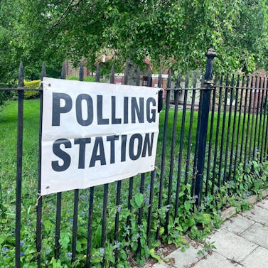 Image of polling station sign