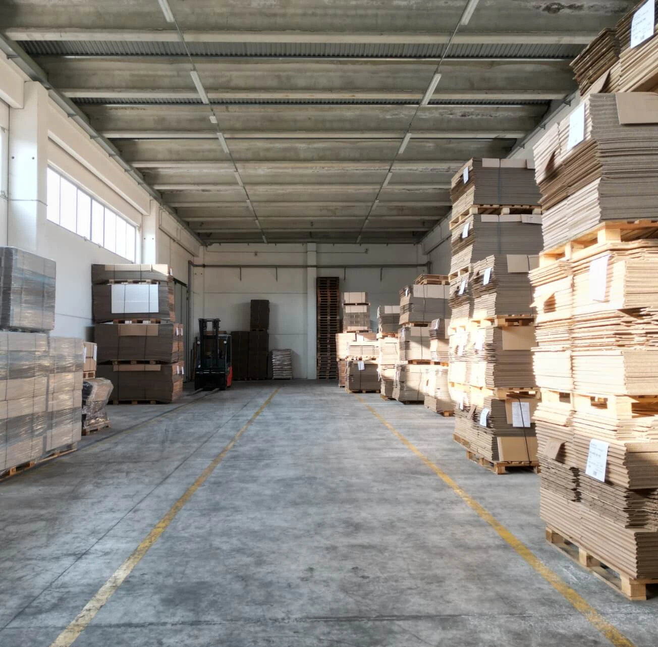 Stoccaggio prodotti | Scatolificio I.v.i.