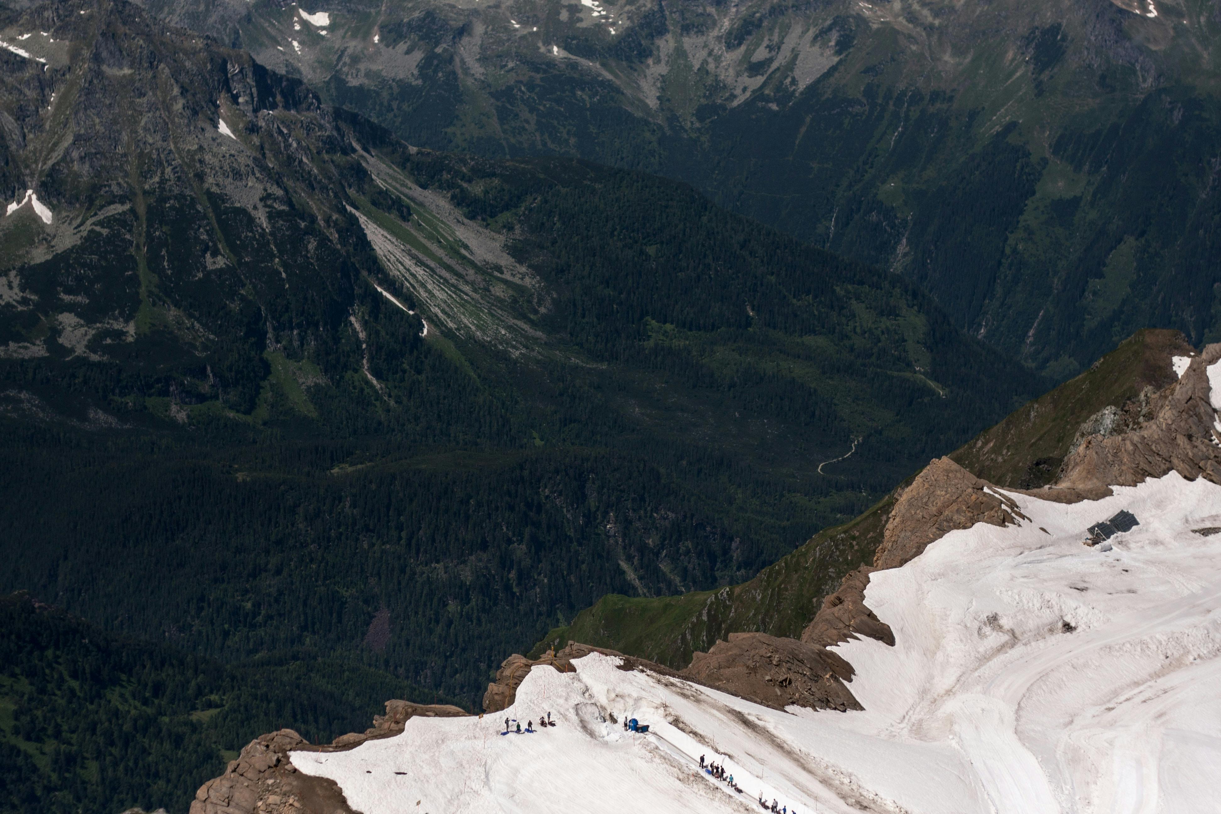 Raum Gletscher der digitalen Ausstellung: www.alpenkrise.at