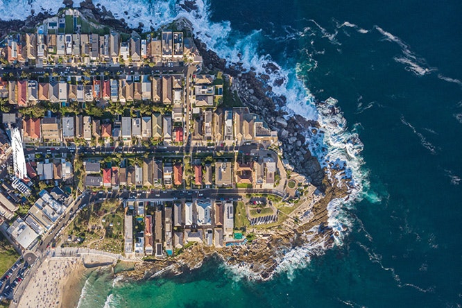 Local Agent vs Out of Area, Who is better?