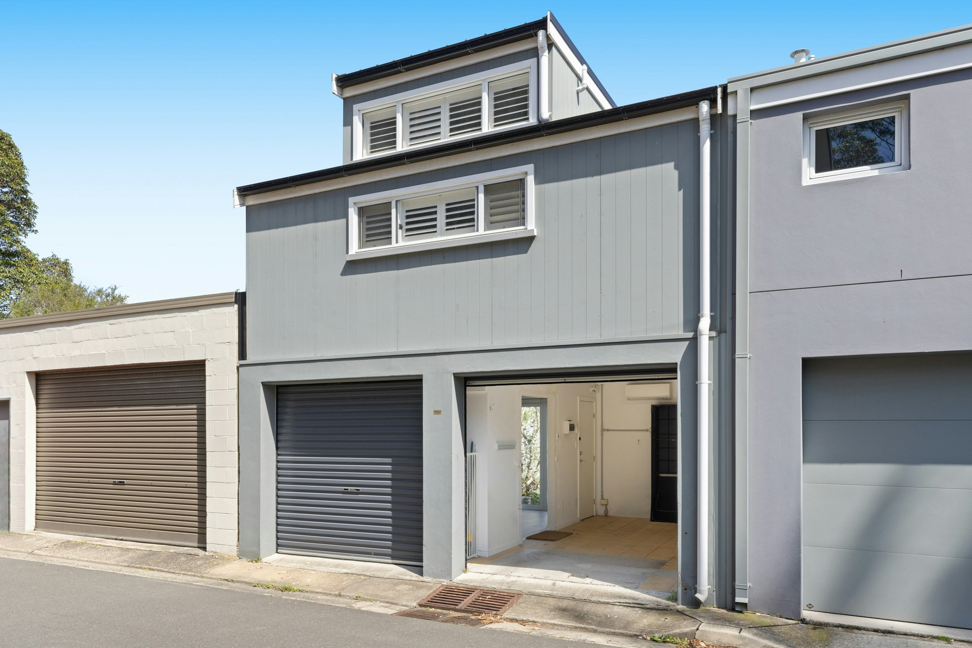 Image of garage