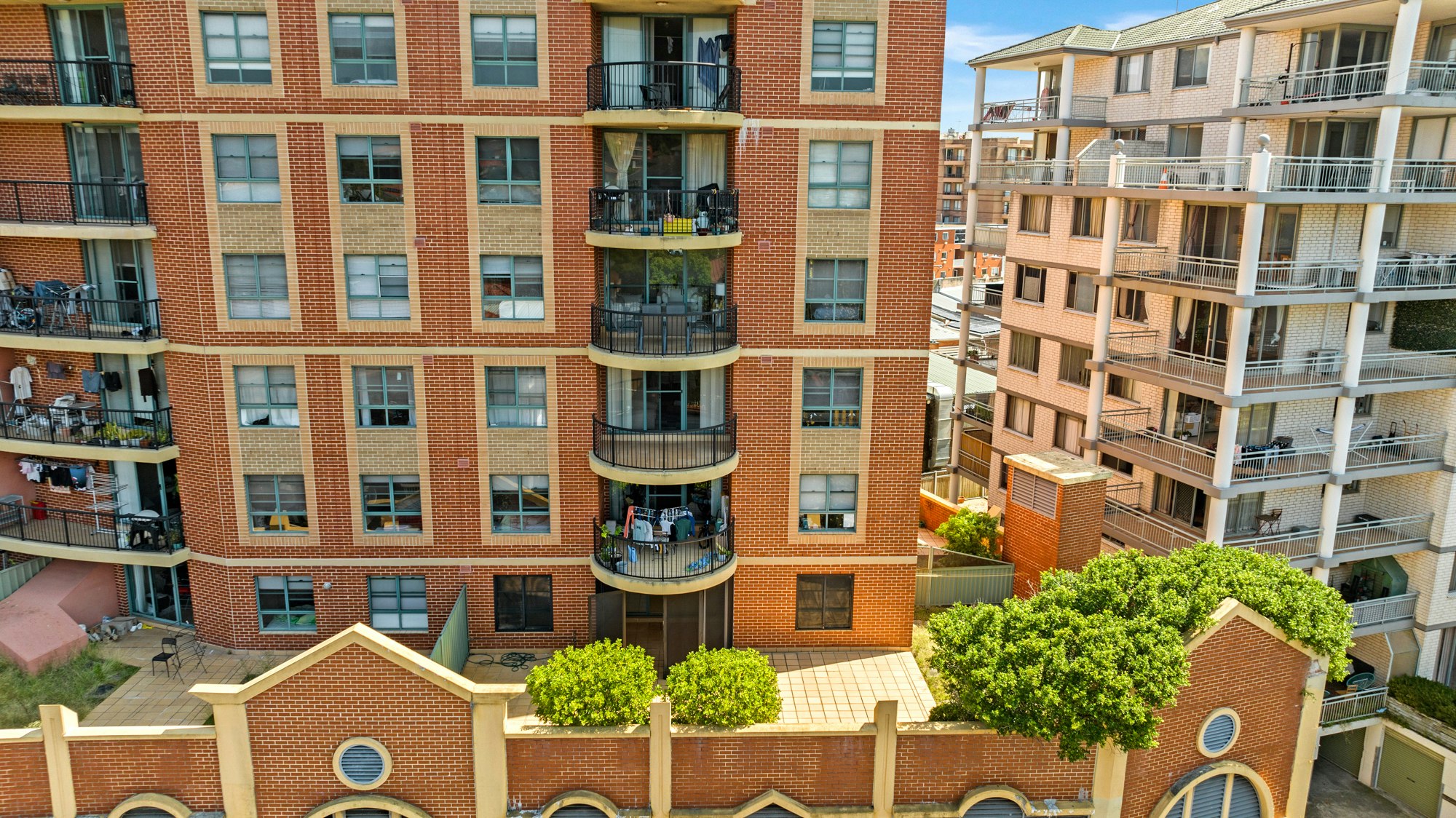 Image of apartment building