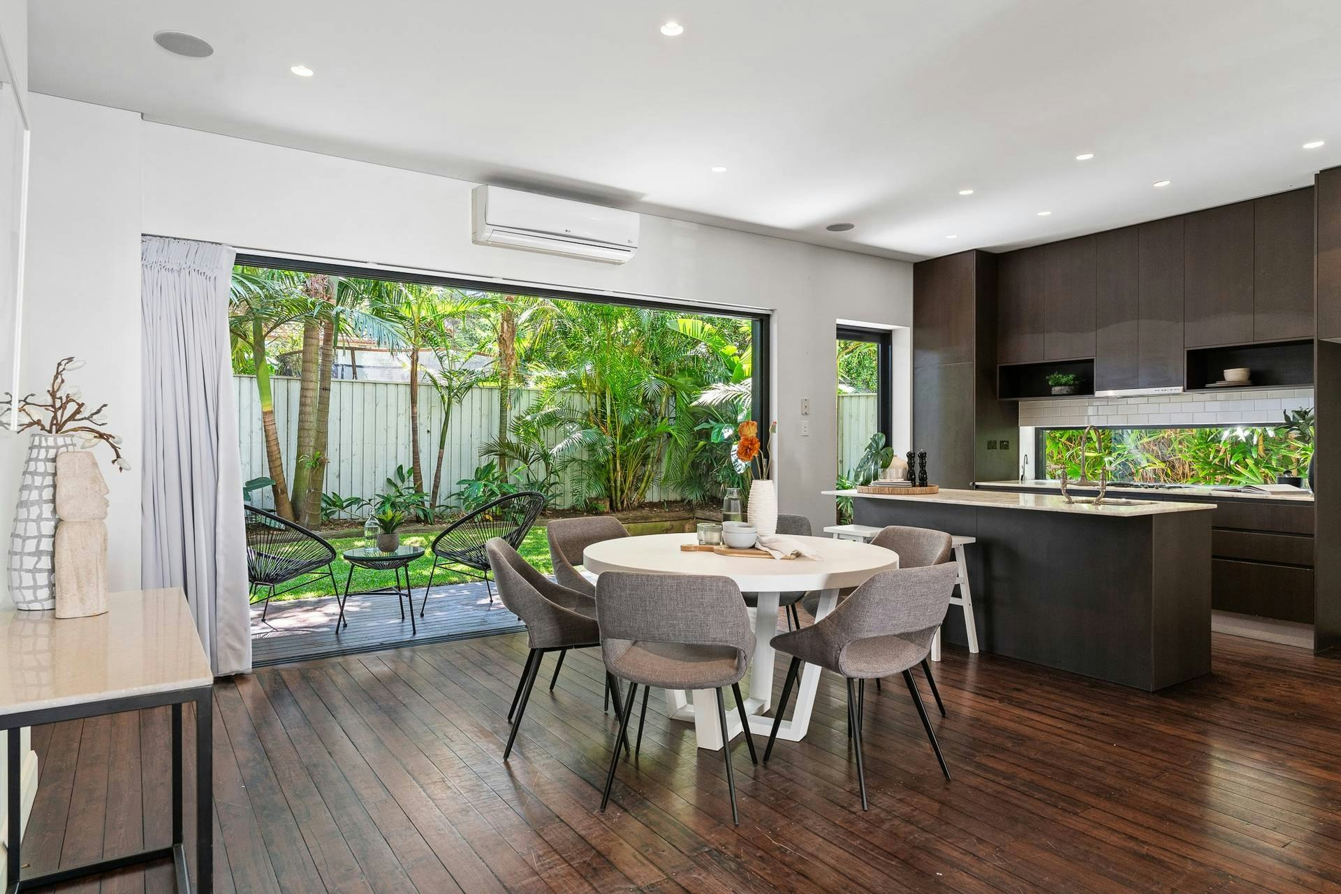 Image of dining room