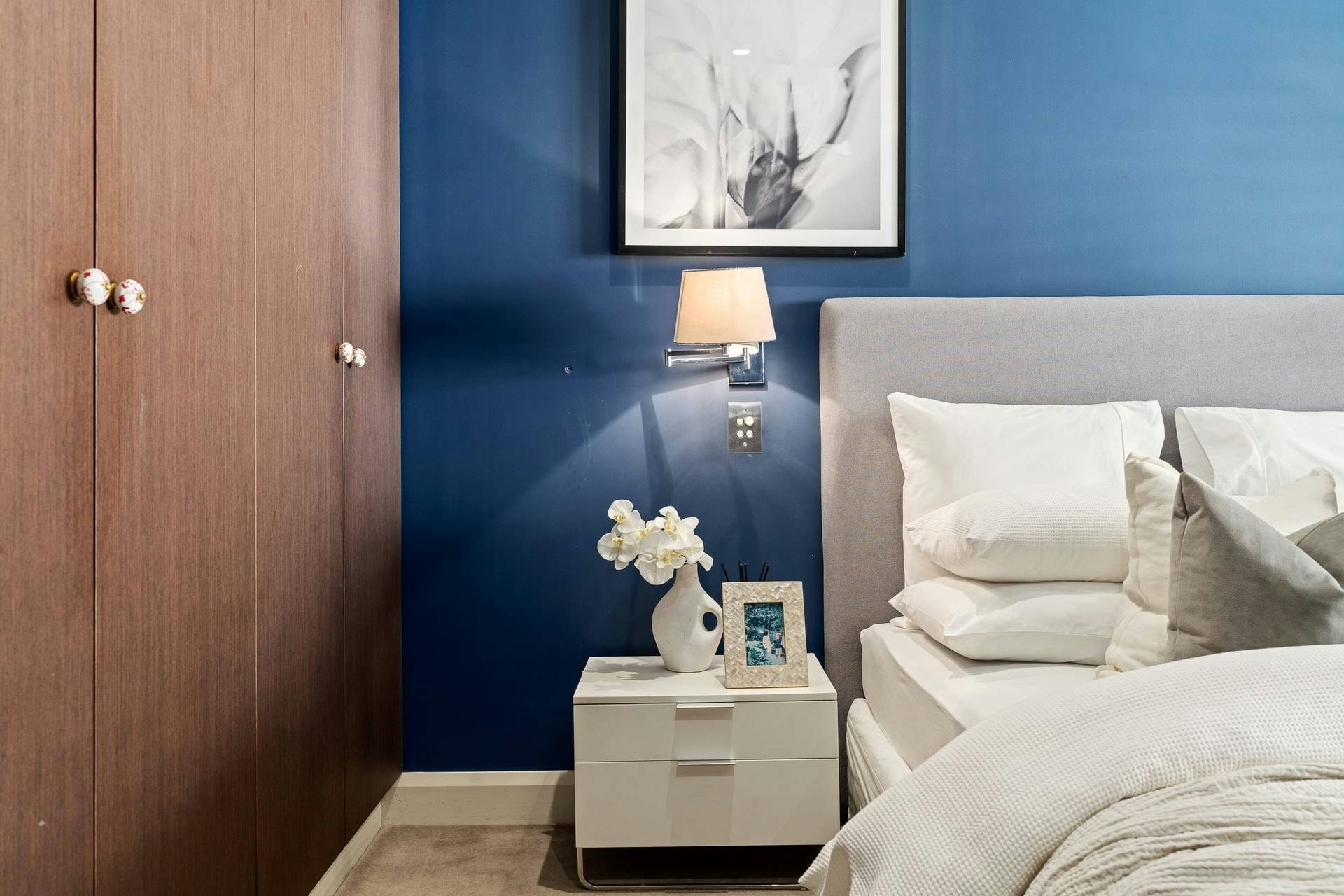 Image of corner