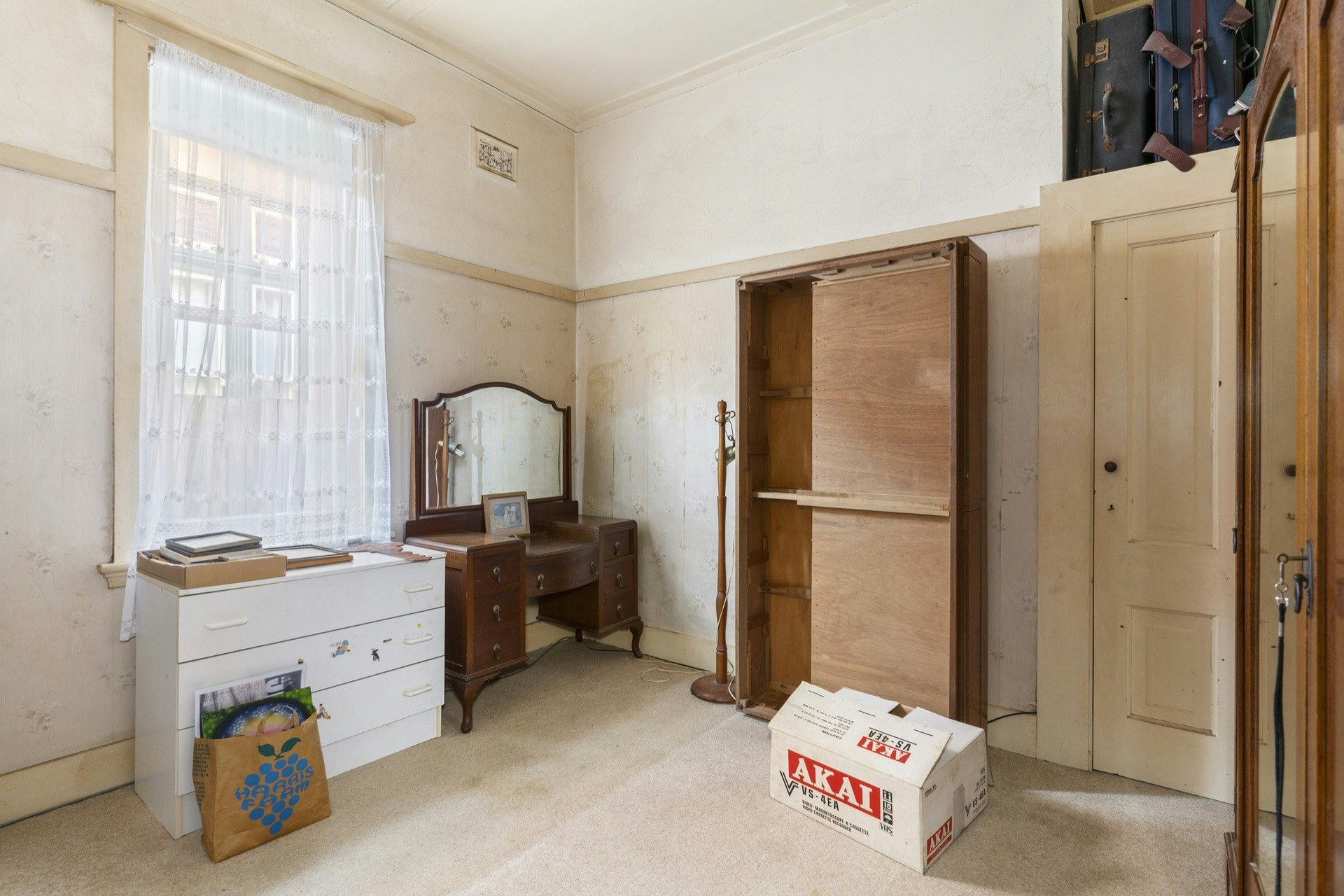 Image of corner