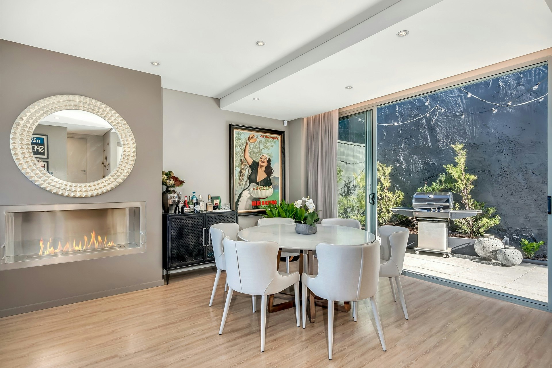 Image of dining room