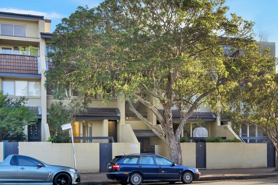 13/8 - 12 Winnie Street Cremorne NSW