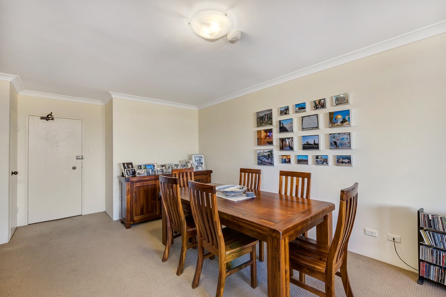 Image of dining room