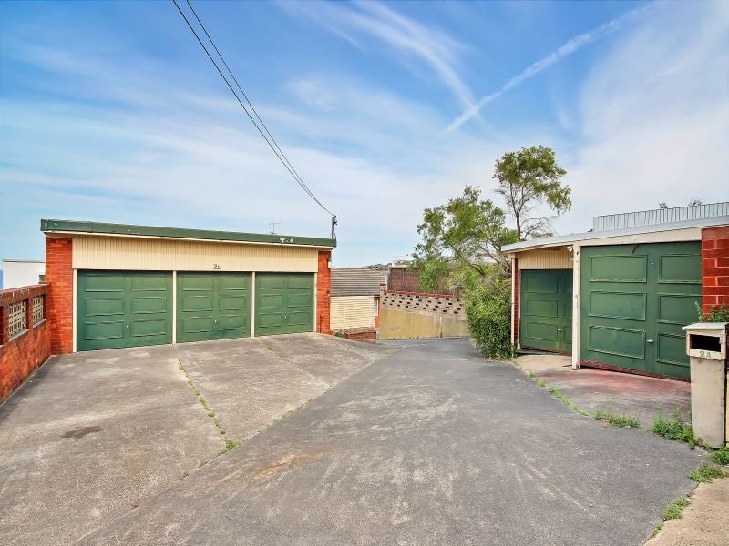 Image of garage
